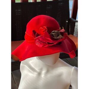 Vintage Women's Red Elegant Classic 100% Wool Felt Cloche Church Party Hat